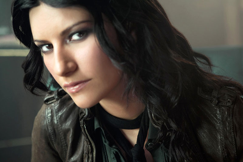 Laura Pausini: arriva l’attesissimo album “Simili”