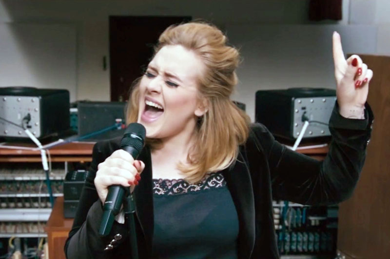 ADELE: pubblicato il video del nuovo singolo “When We Were Young”