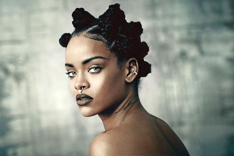 Rihanna pubblica a sorpresa (e free)  il nuovo album “Anti”