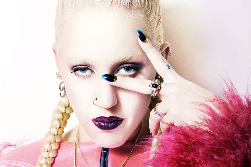 Brooke Candy: online il video del singolo “Happy Days”