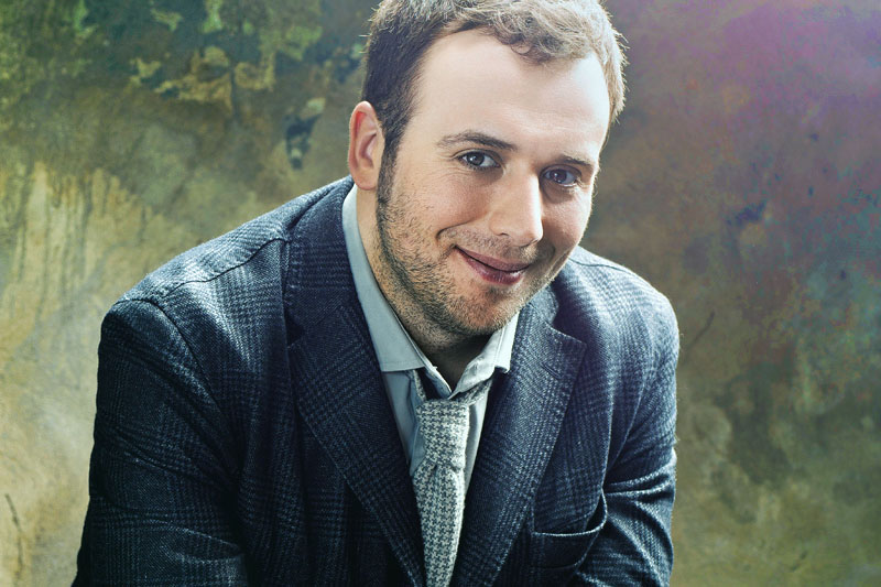 Raphael Gualazzi ritorna con il video “L’Estate di John Wayne”