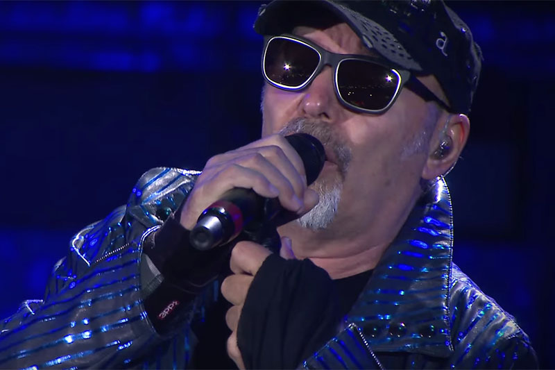 Vasco Rossi: online il video di “Lo Show” Live Kom 016