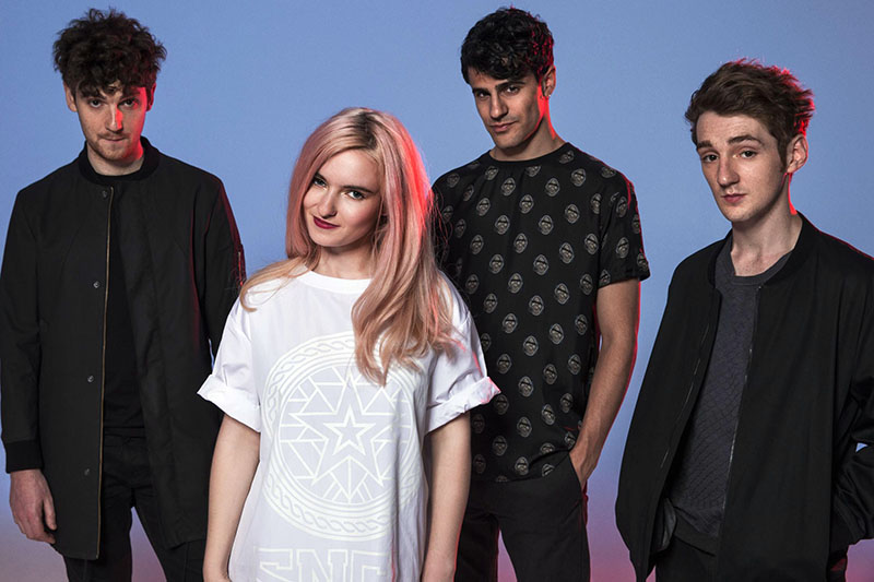 Clean Bandit: online il nuovo video “Tears” ft. Louisa Johnson