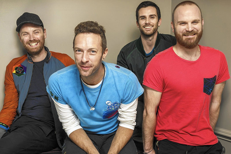 Coldplay: rilasciato il nuovo video “A Head Full Of Dreams”