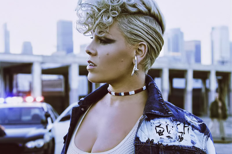 P!nk: online il video ufficiale di “What About Us”