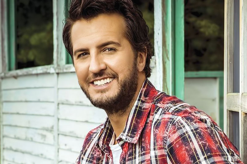 “Light It Up” è il nuovo video di Luke Bryan