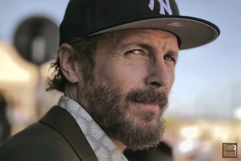 Jovanotti: fuori l’attesissimo video di “Chiaro Di Luna”