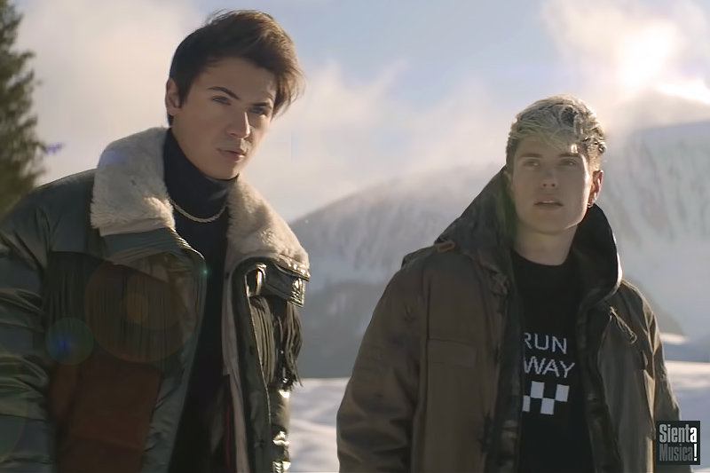 Benji & Fede online con il video di “Magnifico Difetto”