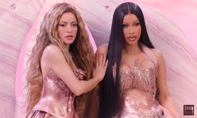 Shakira e Cardi B nel video di “Puntería”